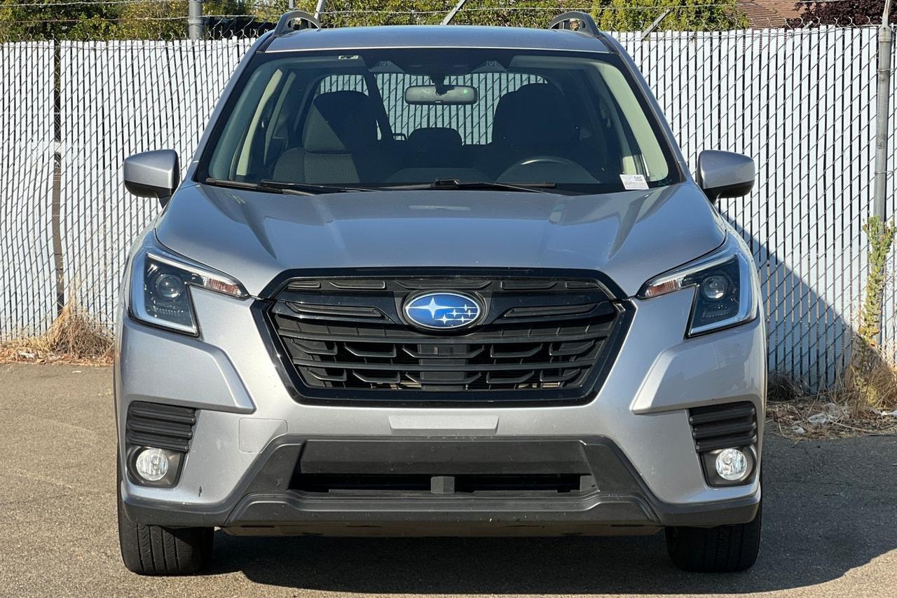 2023 Subaru Forester Premium Roseville CA