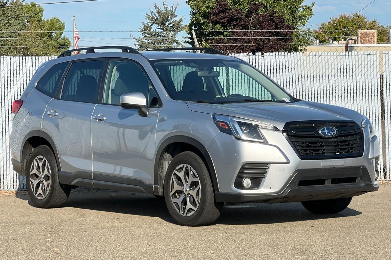 2023 Subaru Forester Premium Roseville CA