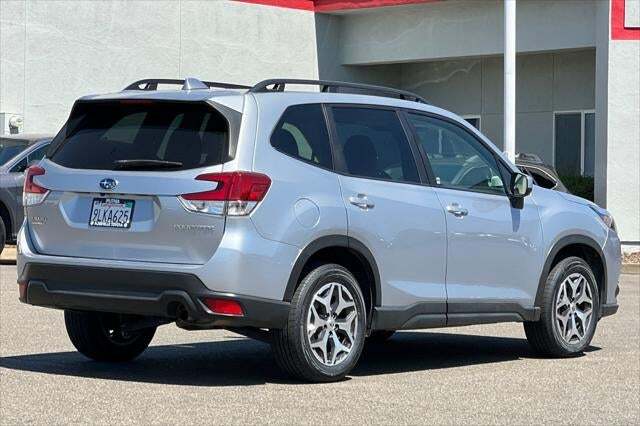 2023 Subaru Forester Premium Roseville CA