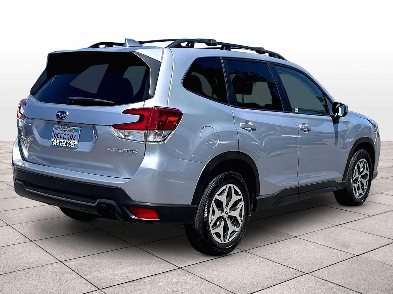 2023 Subaru Forester Premium Roseville CA