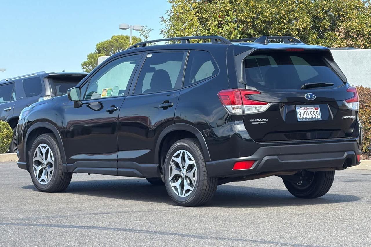 2023 Subaru Forester Premium Roseville CA