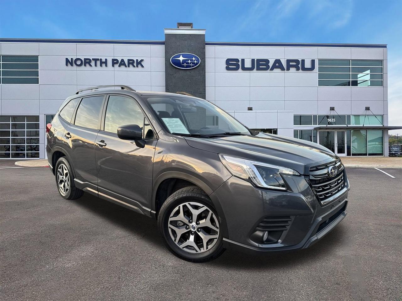 2023 Subaru Forester Premium