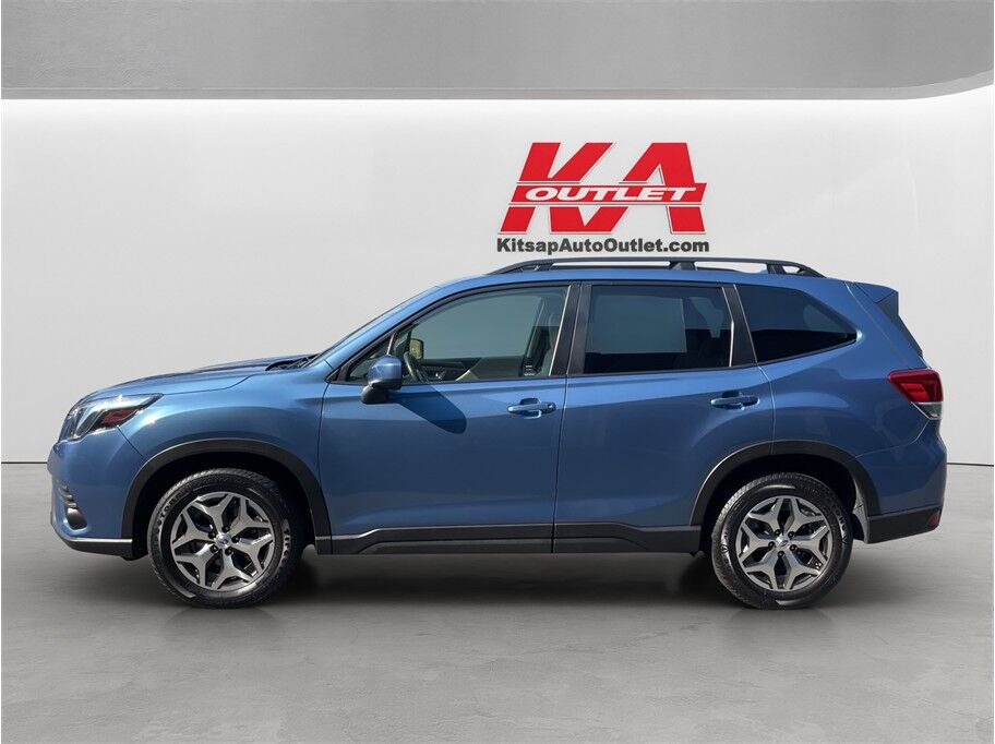 2023 Subaru Forester Premium Sport Utility 4D
