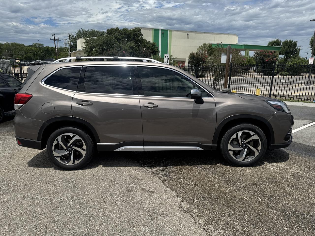 2023 Subaru Forester Touring