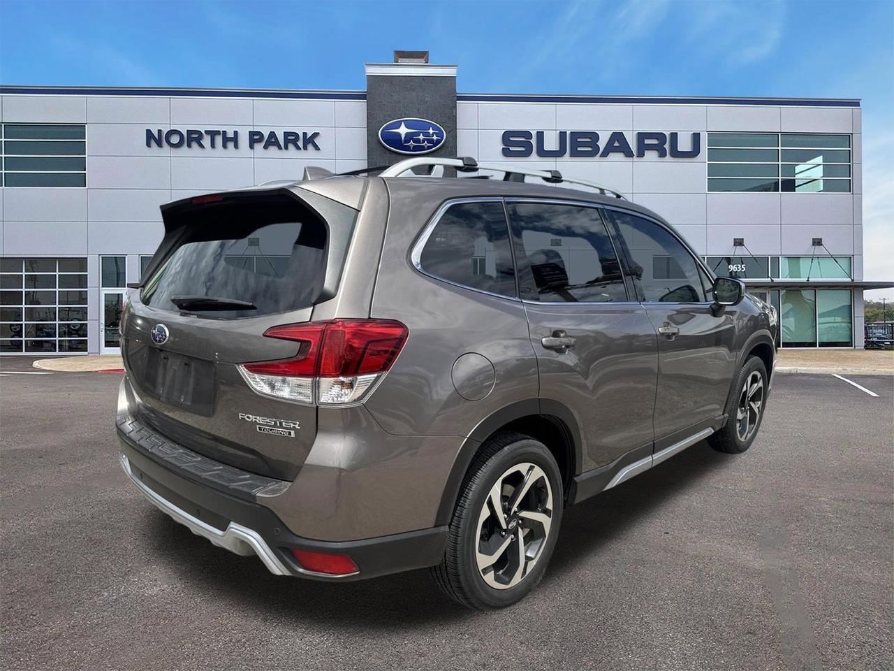 2023 Subaru Forester Touring
