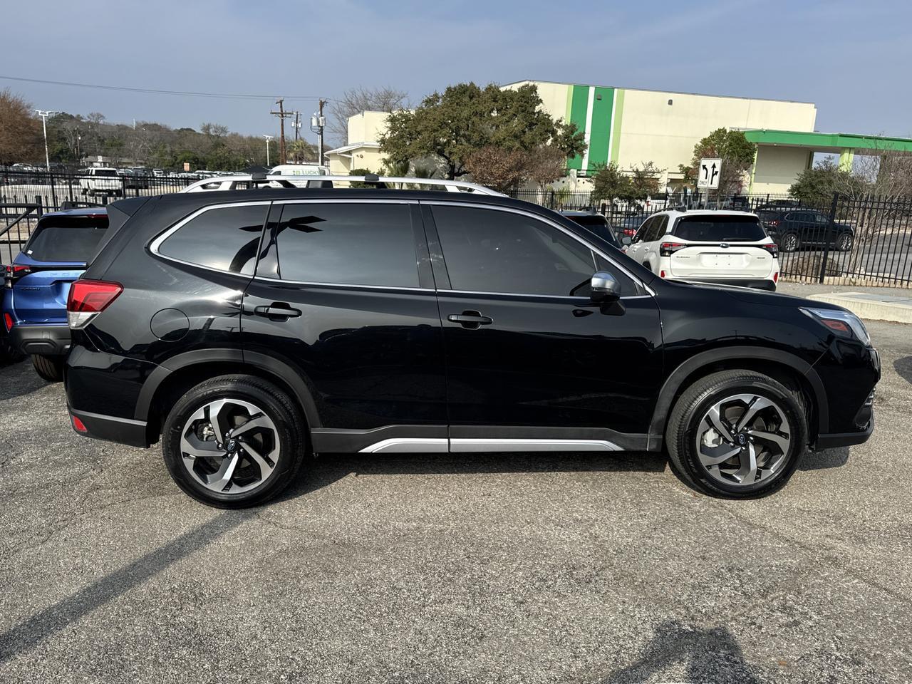 2023 Subaru Forester Touring