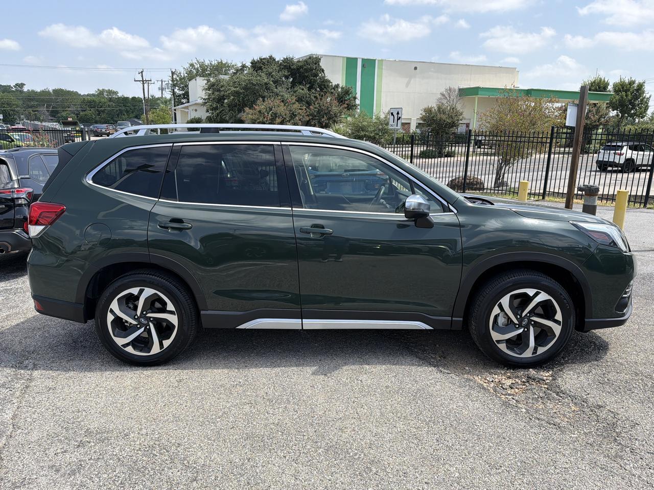2023 Subaru Forester Touring