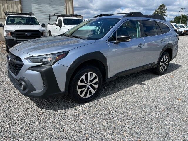 2023 Subaru Outback Premium AWD