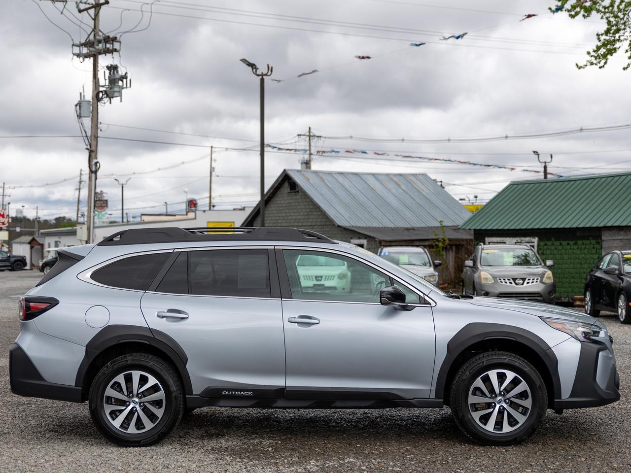 2023 Subaru Outback Premium AWD NAV Cranberry PA