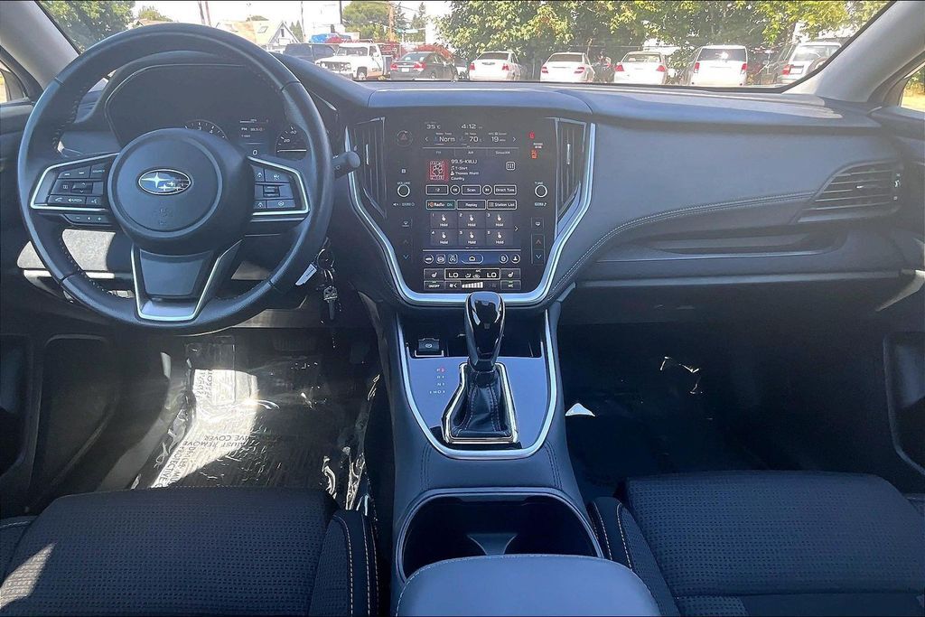 2023 Subaru Outback Premium OR