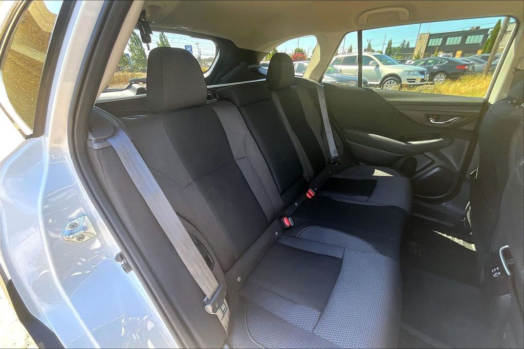 2023 Subaru Outback Premium OR