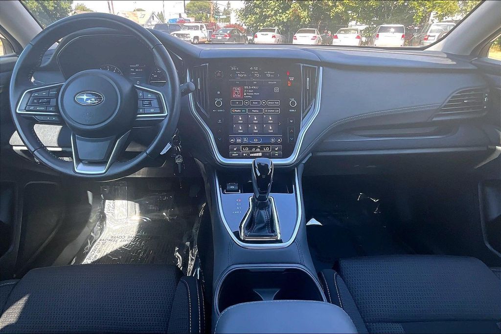 2023 Subaru Outback Premium OR