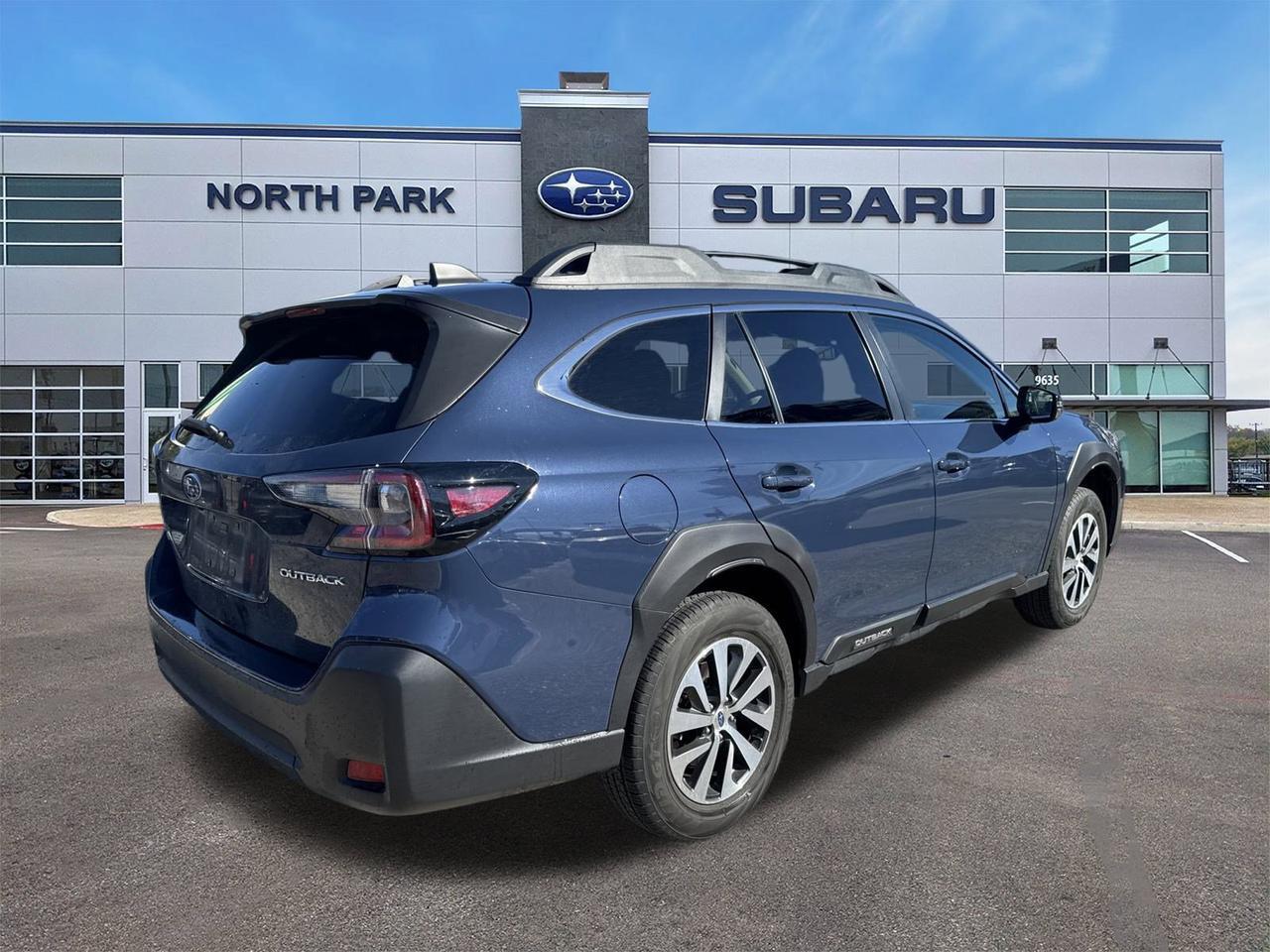 2023 Subaru Outback Premium