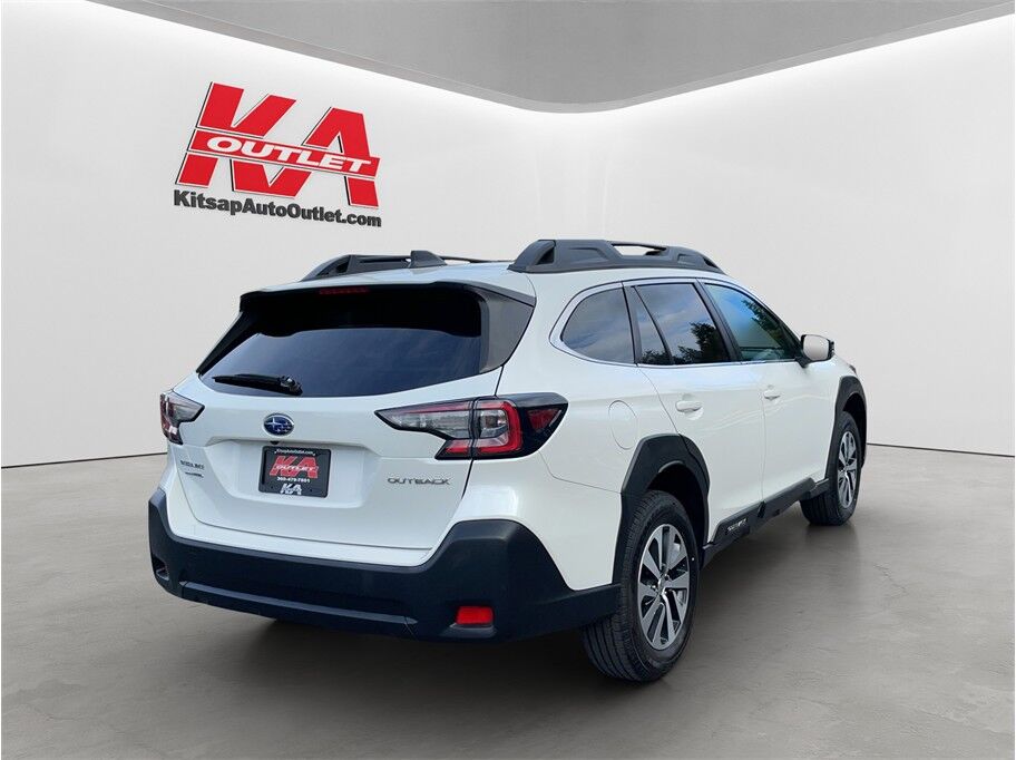 2023 Subaru Outback Premium Wagon 4D