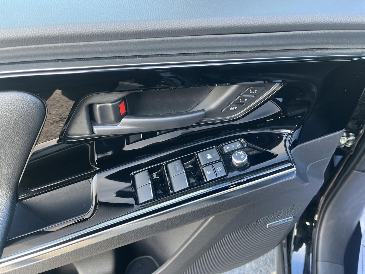 2023 Subaru Solterra Limited AWD w/Nav HtdMemLthr HtdSteeringWheel Saukville WI