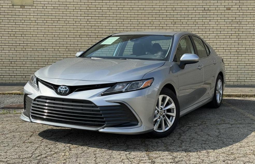 Used 2023 TOYOTA CAMRY LE in Columbus OH