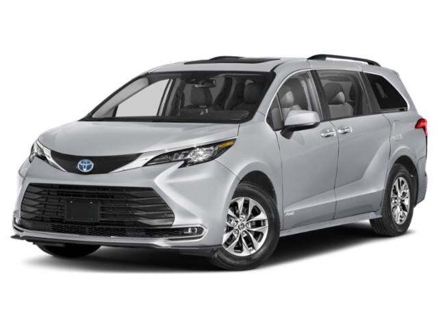 2023 TOYOTA SIENNA XLE