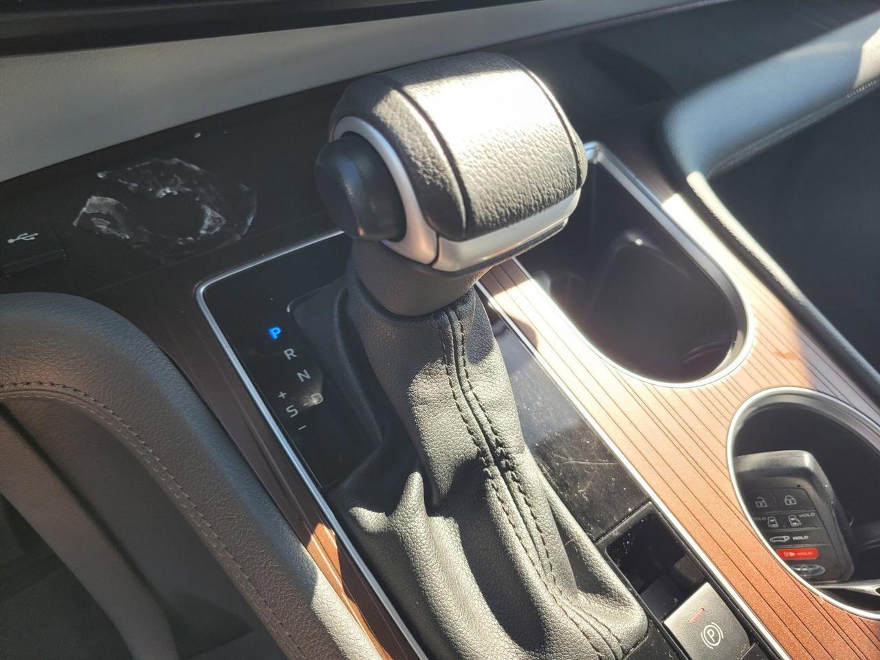 2023 TOYOTA SIENNA XLE Roseville CA