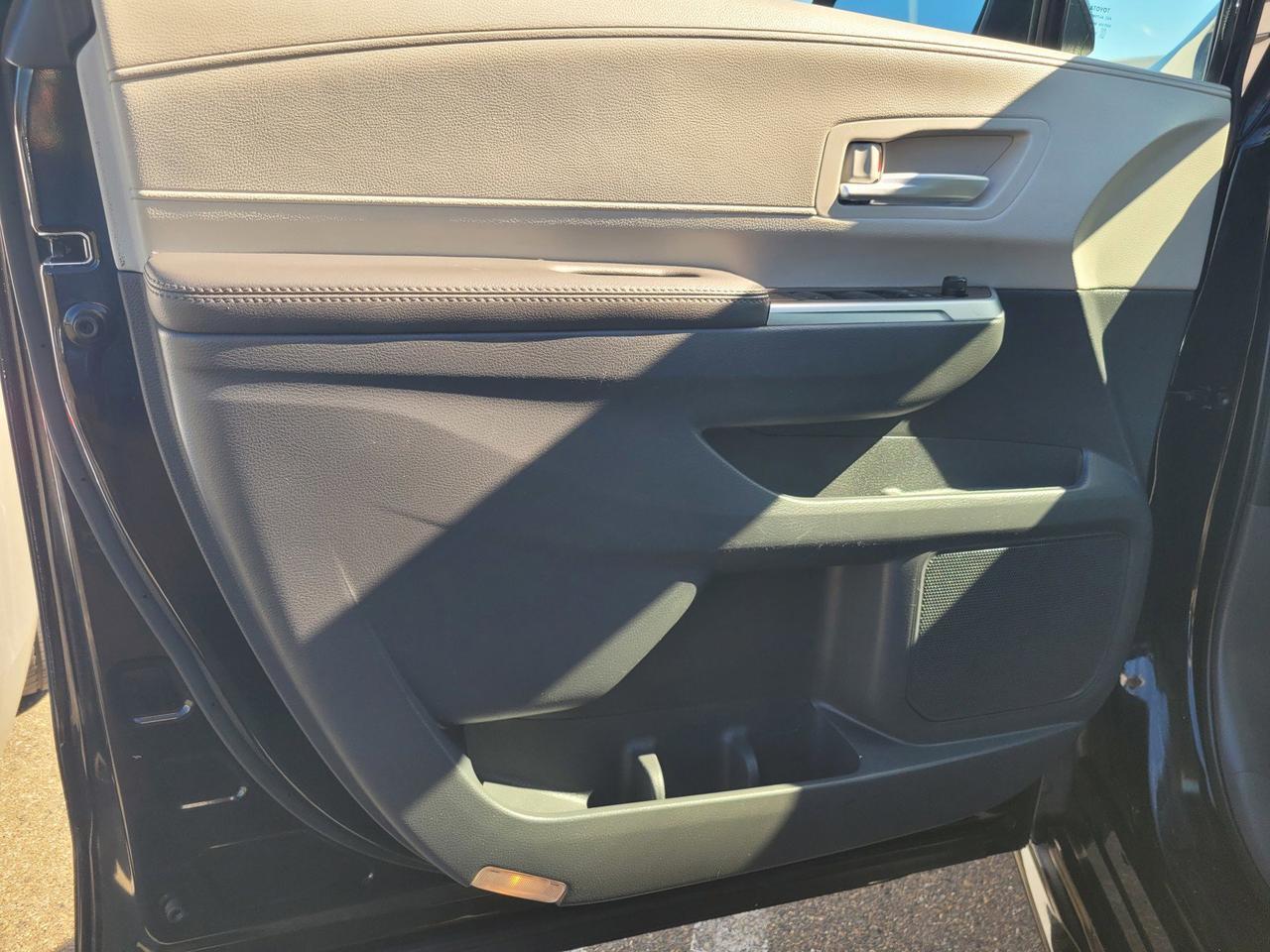 2023 TOYOTA SIENNA XLE Roseville CA
