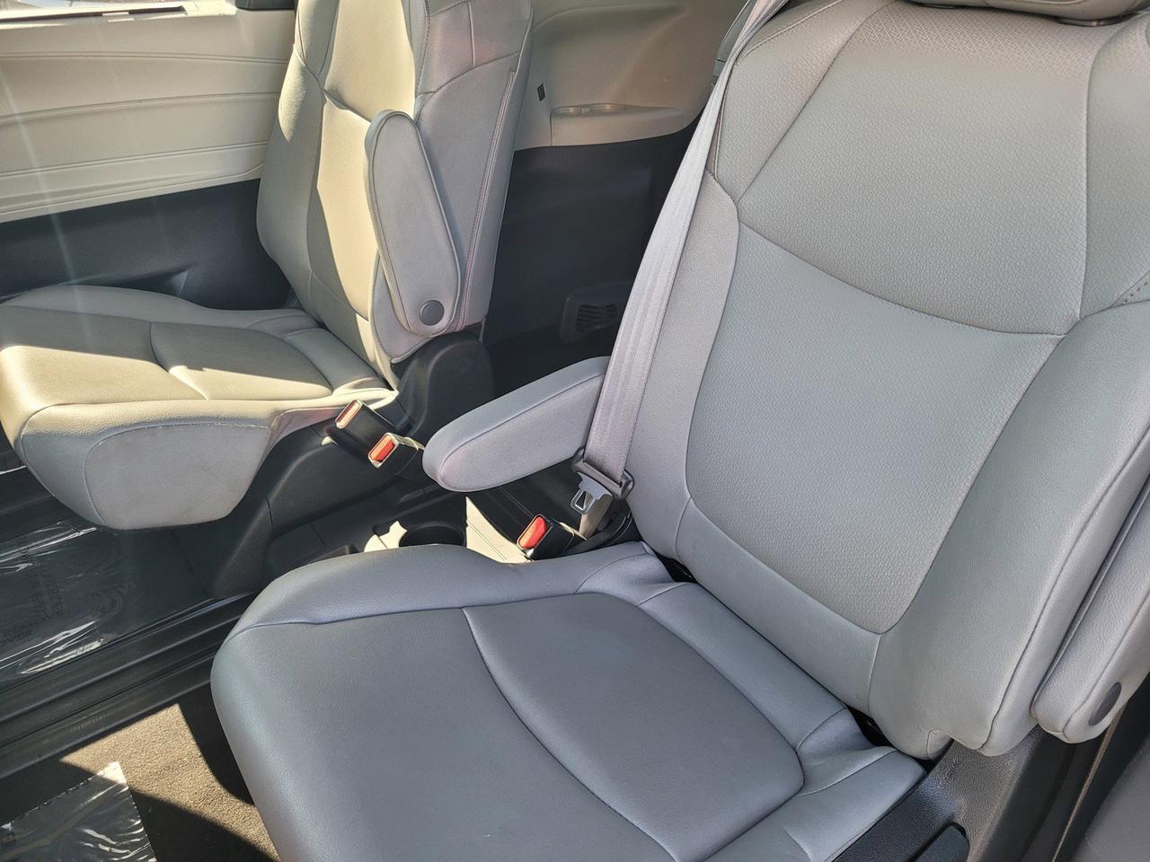 2023 TOYOTA SIENNA XLE Roseville CA