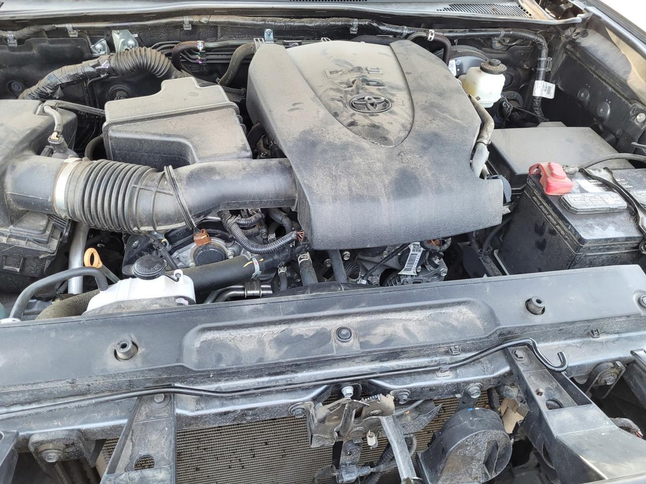 2023 TOYOTA TACOMA TRD Sport Double Cab V6 4x4 Vacaville CA