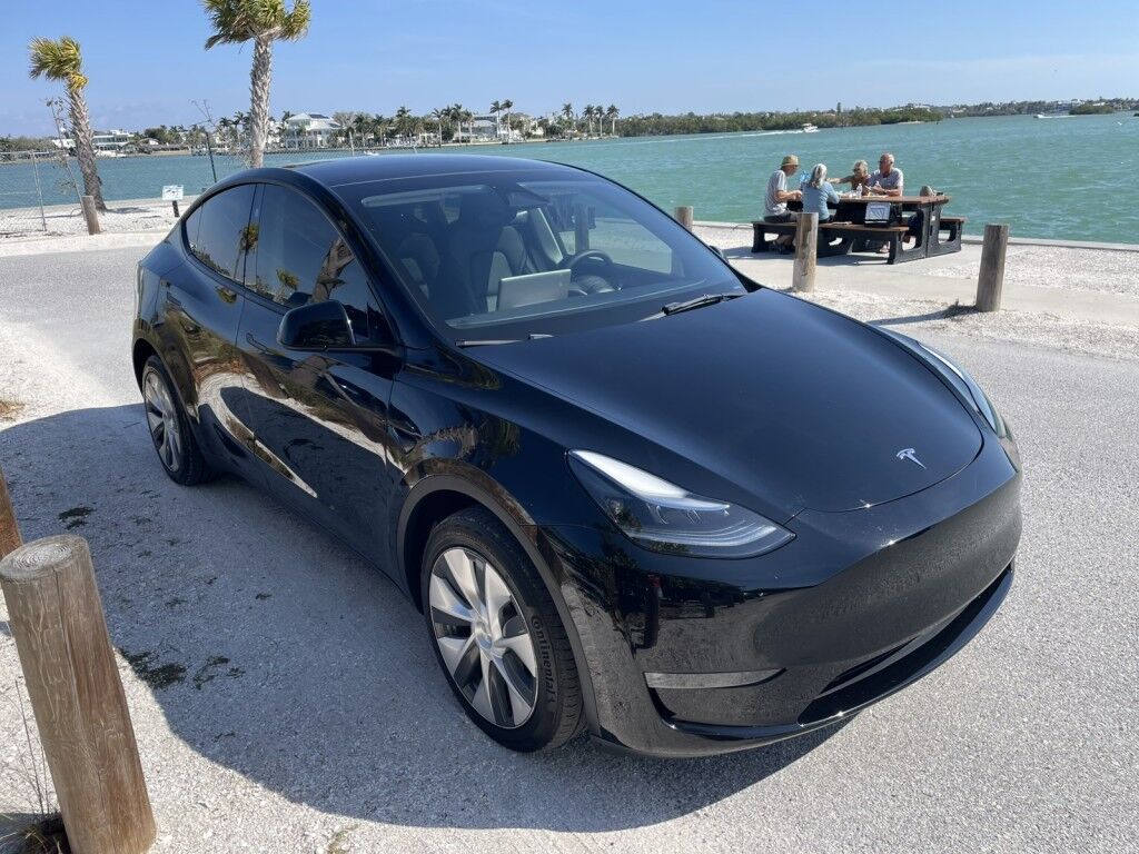 2023 Tesla MODEL Y~LONG RANGE~1 OWNER~ONLINE FINANCE AND SHIPPING AVAILABLE!!! Sarasota FL