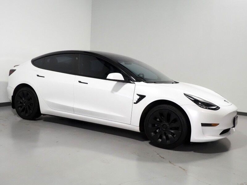 2023 Tesla Model 3 *AUTOPILOT, NAVIGATION, SAFETY ALERTS, ADAPTIVE CRUISE, SURROUND VIEW CAMERAS, PANORAMA GLASS ROOF, HEATED SEATS/STEERING WHEEL, BLUETOOTH, WIRELESS CHARGING