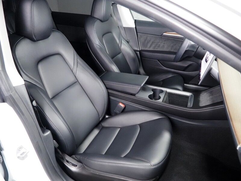 2023 Tesla Model 3 *AUTOPILOT, NAVIGATION, SAFETY ALERTS, ADAPTIVE CRUISE, SURROUND VIEW CAMERAS, PANORAMA GLASS ROOF, HEATED SEATS/STEERING WHEEL, BLUETOOTH, WIRELESS CHARGING