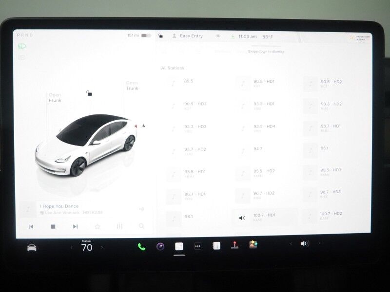 2023 Tesla Model 3 *AUTOPILOT, NAVIGATION, SAFETY ALERTS, ADAPTIVE CRUISE, SURROUND VIEW CAMERAS, PANORAMA GLASS ROOF, HEATED SEATS/STEERING WHEEL, BLUETOOTH, WIRELESS CHARGING Round Rock TX