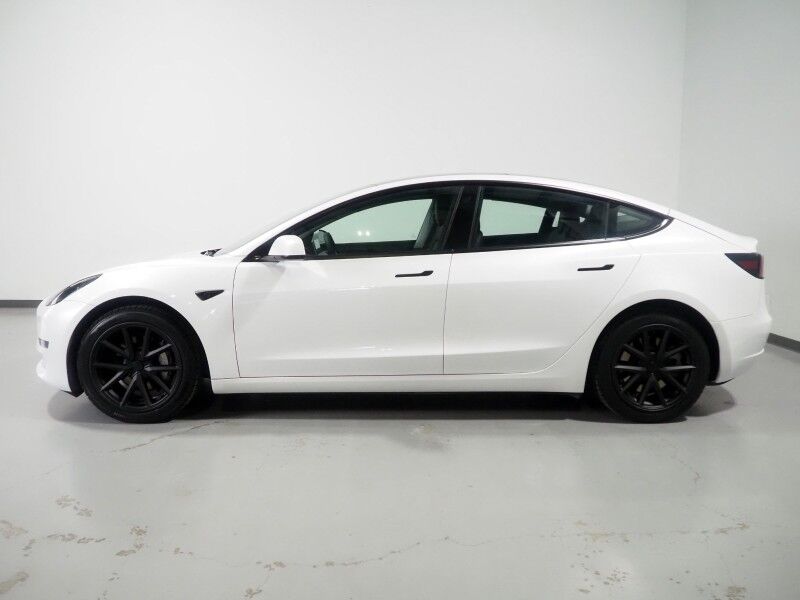 2023 Tesla Model 3 *AUTOPILOT, NAVIGATION, SAFETY ALERTS, ADAPTIVE CRUISE, SURROUND VIEW CAMERAS, PANORAMA GLASS ROOF, HEATED SEATS/STEERING WHEEL, BLUETOOTH, WIRELESS CHARGING Round Rock TX