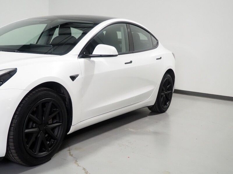 2023 Tesla Model 3 *AUTOPILOT, NAVIGATION, SAFETY ALERTS, ADAPTIVE CRUISE, SURROUND VIEW CAMERAS, PANORAMA GLASS ROOF, HEATED SEATS/STEERING WHEEL, BLUETOOTH, WIRELESS CHARGING Round Rock TX