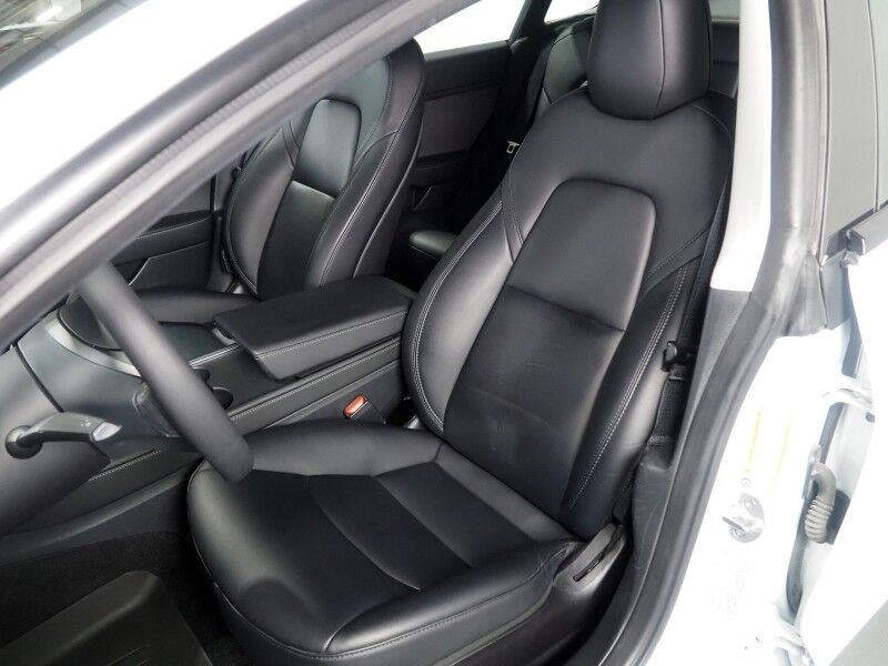 2023 Tesla Model 3 *AUTOPILOT, NAVIGATION, SAFETY ALERTS, ADAPTIVE CRUISE, SURROUND VIEW CAMERAS, PANORAMA GLASS ROOF, HEATED SEATS/STEERING WHEEL, BLUETOOTH, WIRELESS CHARGING Round Rock TX