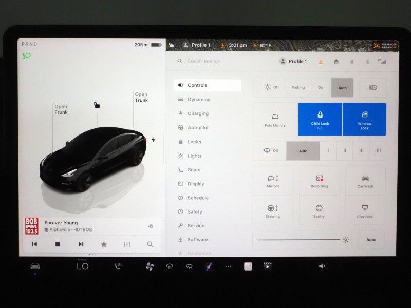 2023 Tesla Model 3 *AUTOPILOT, NAVIGATION, SAFETY ALERTS, ADAPTIVE CRUISE, SURROUND VIEW CAMERAS, PANORAMA GLASS ROOF, HEATED SEATS/STEERING WHEEL, BLUETOOTH, WIRELESS CHARGING Round Rock TX
