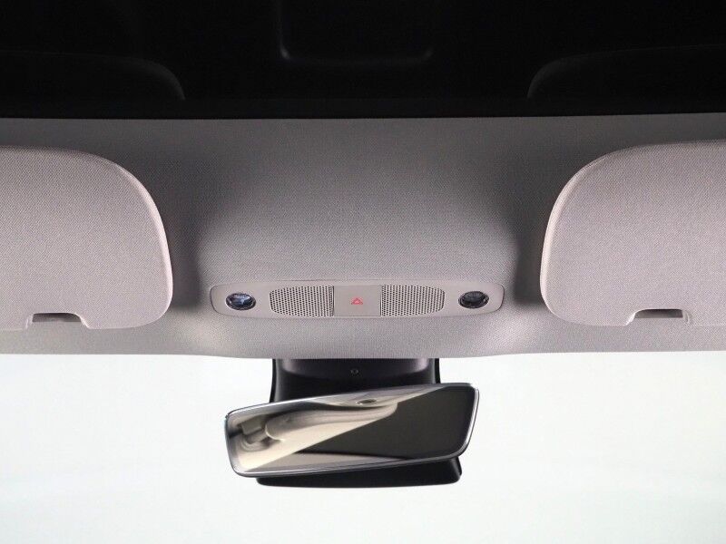 2023 Tesla Model 3 *AUTOPILOT, NAVIGATION, SAFETY ALERTS, ADAPTIVE CRUISE, SURROUND VIEW CAMERAS, PANORAMA GLASS ROOF, HEATED SEATS/STEERING WHEEL, BLUETOOTH, WIRELESS CHARGING Round Rock TX