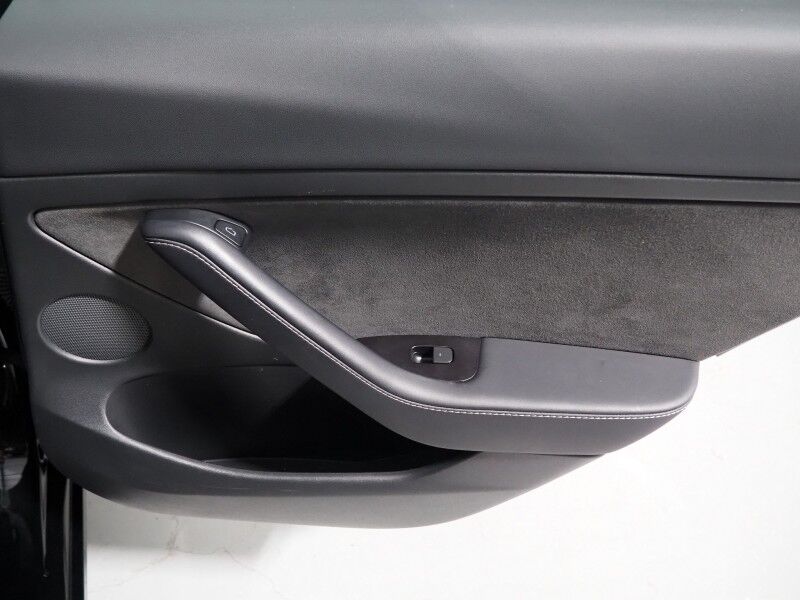 2023 Tesla Model 3 *AUTOPILOT, NAVIGATION, SAFETY ALERTS, ADAPTIVE CRUISE, SURROUND VIEW CAMERAS, PANORAMA GLASS ROOF, HEATED SEATS/STEERING WHEEL, BLUETOOTH, WIRELESS CHARGING Round Rock TX