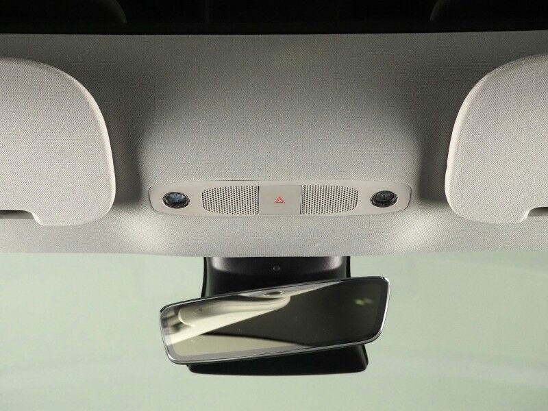 2023 Tesla Model 3 *AUTOPILOT, NAVIGATION, SAFETY ALERTS, ADAPTIVE CRUISE, SURROUND VIEW CAMERAS, PANORAMA GLASS ROOF, HEATED SEATS/STEERING WHEEL, BLUETOOTH, WIRELESS CHARGING Round Rock TX