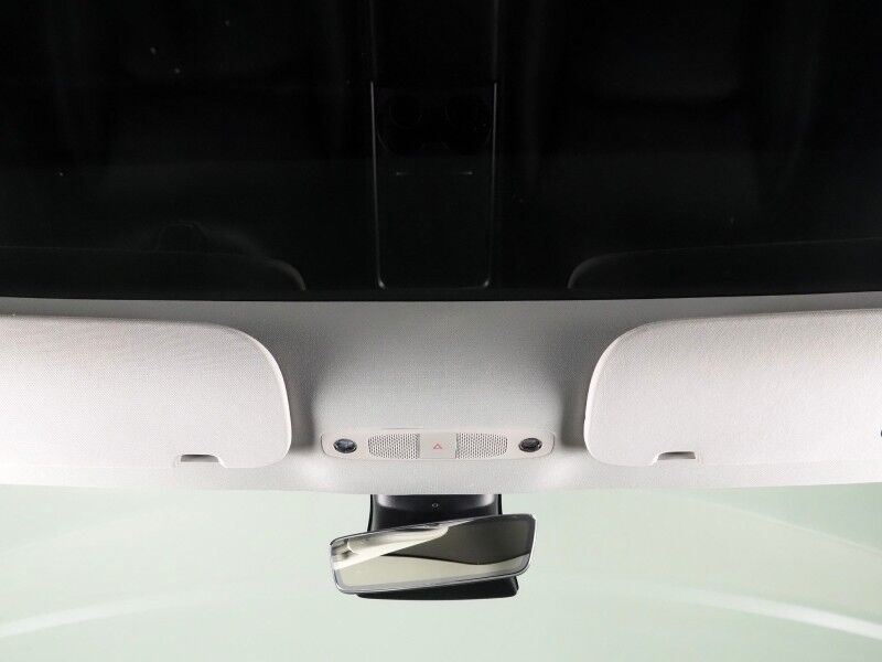 2023 Tesla Model 3 *AUTOPILOT, NAVIGATION, SAFETY ALERTS, ADAPTIVE CRUISE, SURROUND VIEW CAMERAS, PANORAMA GLASS ROOF, HEATED SEATS/STEERING WHEEL, BLUETOOTH, WIRELESS CHARGING Round Rock TX