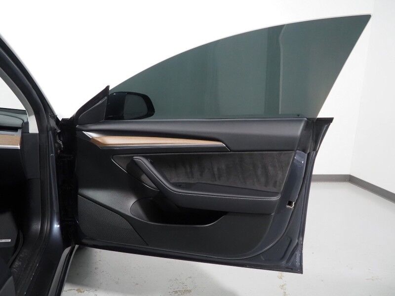 2023 Tesla Model 3 *AUTOPILOT, NAVIGATION, SAFETY ALERTS, ADAPTIVE CRUISE, SURROUND VIEW CAMERAS, PANORAMA GLASS ROOF, HEATED SEATS/STEERING WHEEL, BLUETOOTH, WIRELESS CHARGING Round Rock TX