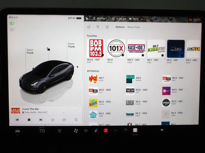 2023 Tesla Model 3 *AUTOPILOT, NAVIGATION, SAFETY ALERTS, ADAPTIVE CRUISE, SURROUND VIEW CAMERAS, PANORAMA GLASS ROOF, HEATED SEATS/STEERING WHEEL, BLUETOOTH, WIRELESS CHARGING Round Rock TX