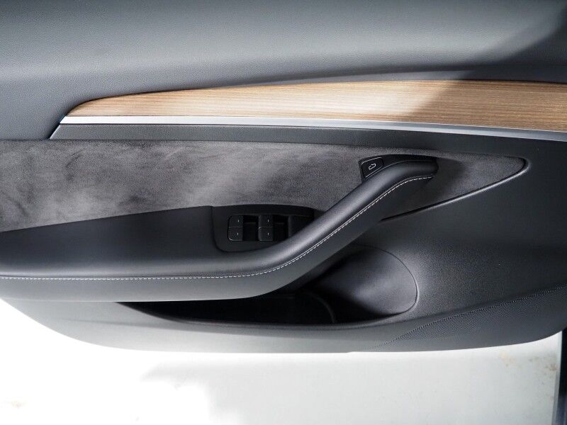 2023 Tesla Model 3 *AUTOPILOT, NAVIGATION, SAFETY ALERTS, ADAPTIVE CRUISE, SURROUND VIEW CAMERAS, PANORAMA GLASS ROOF, HEATED SEATS/STEERING WHEEL, BLUETOOTH, WIRELESS CHARGING Round Rock TX