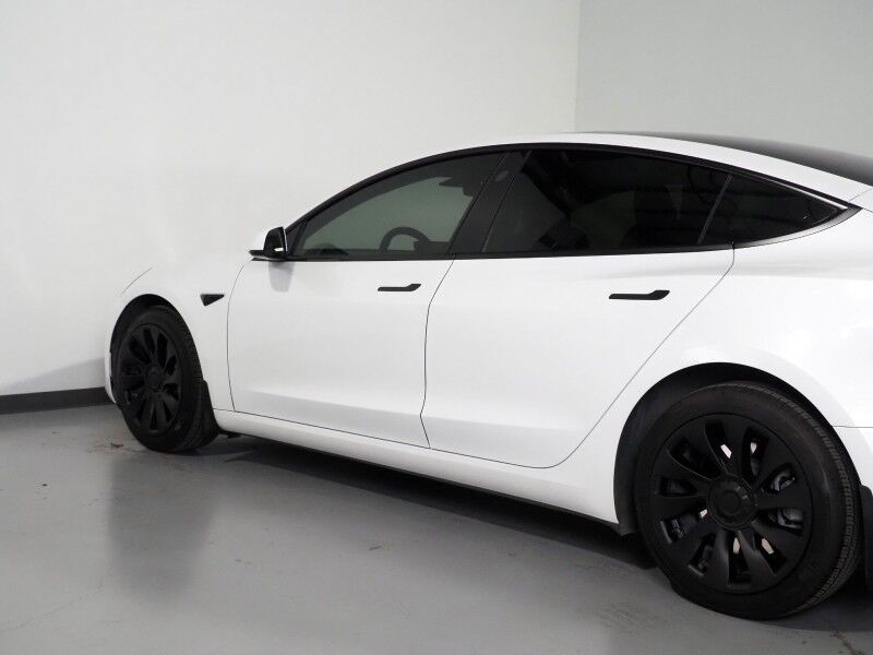 2023 Tesla Model 3 *AUTOPILOT, NAVIGATION, SAFETY ALERTS, ADAPTIVE CRUISE, SURROUND VIEW CAMERAS, PANORAMA GLASS ROOF, HEATED SEATS/STEERING WHEEL, BLUETOOTH, WIRELESS CHARGING Round Rock TX