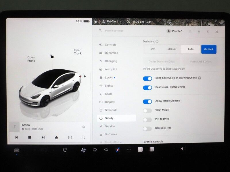 2023 Tesla Model 3 *AUTOPILOT, NAVIGATION, SAFETY ALERTS, ADAPTIVE CRUISE, SURROUND VIEW CAMERAS, PANORAMA GLASS ROOF, HEATED SEATS/STEERING WHEEL, BLUETOOTH, WIRELESS CHARGING Round Rock TX
