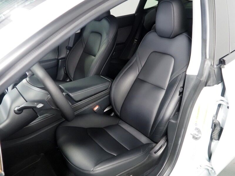 2023 Tesla Model 3 *AUTOPILOT, NAVIGATION, SAFETY ALERTS, ADAPTIVE CRUISE, SURROUND VIEW CAMERAS, PANORAMA GLASS ROOF, HEATED SEATS/STEERING WHEEL, BLUETOOTH, WIRELESS CHARGING Round Rock TX