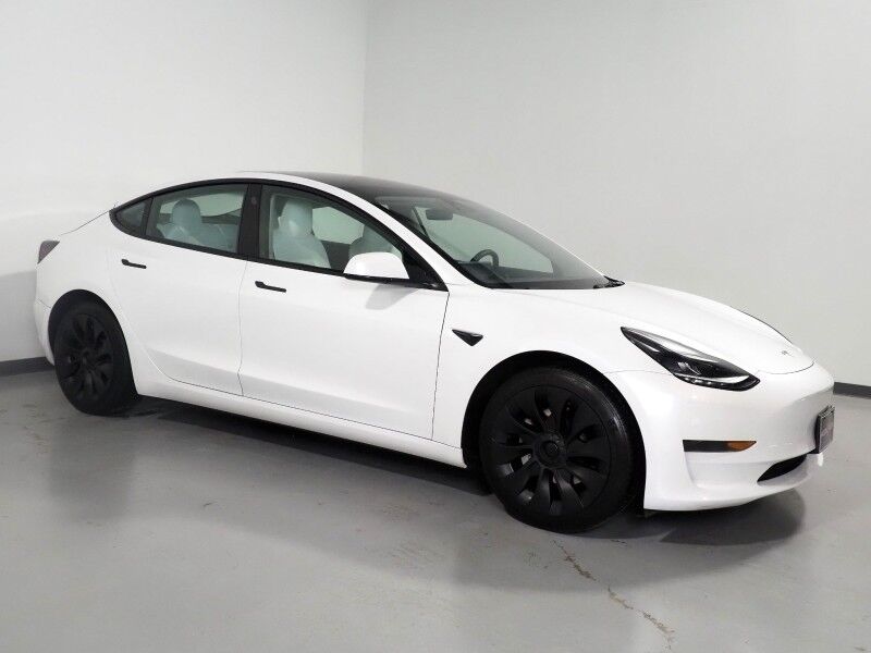 2023 Tesla Model 3 *AUTOPILOT, NAVIGATION, SAFETY ALERTS, ADAPTIVE CRUISE, SURROUND VIEW CAMERAS, PANORAMA GLASS ROOF, HEATED SEATS/STEERING WHEEL, BLUETOOTH, WIRELESS CHARGING