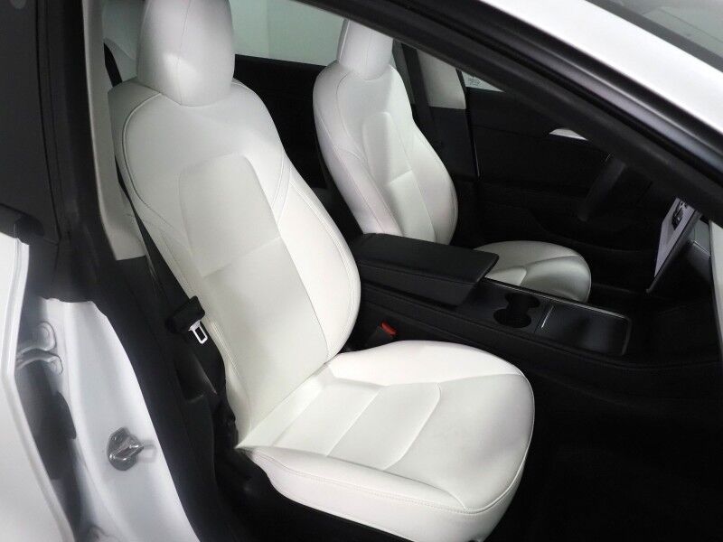 2023 Tesla Model 3 *AUTOPILOT, NAVIGATION, SAFETY ALERTS, ADAPTIVE CRUISE, SURROUND VIEW CAMERAS, PANORAMA GLASS ROOF, HEATED SEATS/STEERING WHEEL, BLUETOOTH, WIRELESS CHARGING