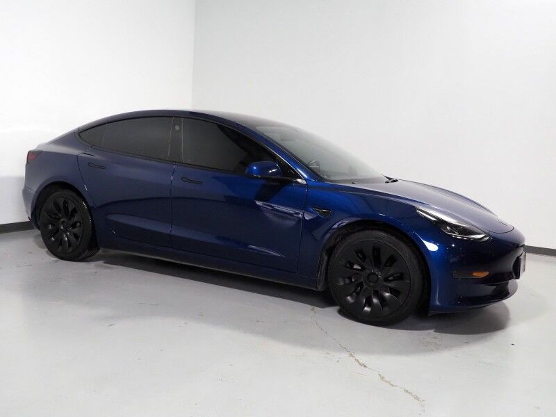 2023 Tesla Model 3 *AUTOPILOT, NAVIGATION, SAFETY ALERTS, ADAPTIVE CRUISE, SURROUND VIEW CAMERAS, PANORAMA GLASS ROOF, HEATED SEATS/STEERING WHEEL, BLUETOOTH, WIRELESS CHARGING