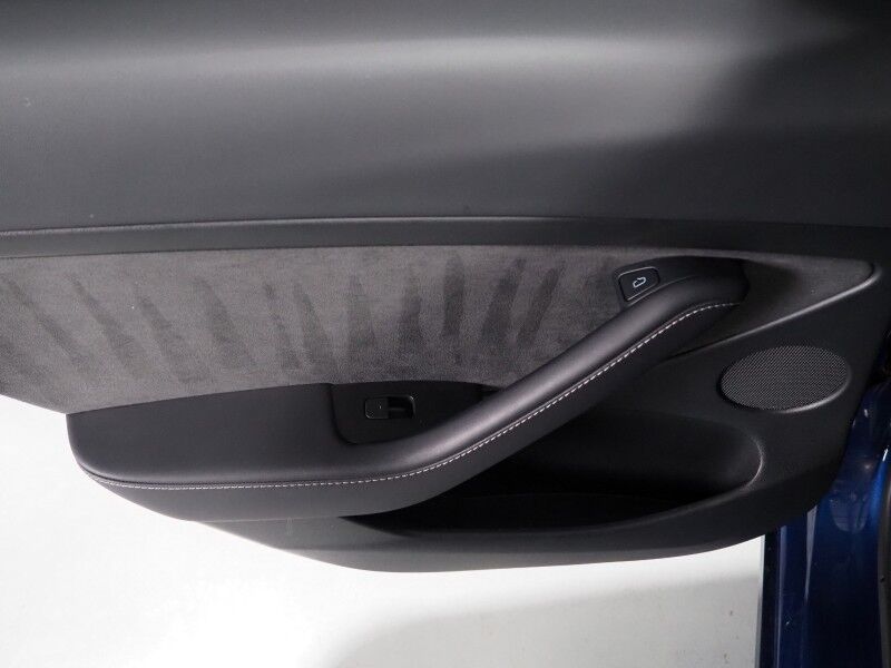 2023 Tesla Model 3 *AUTOPILOT, NAVIGATION, SAFETY ALERTS, ADAPTIVE CRUISE, SURROUND VIEW CAMERAS, PANORAMA GLASS ROOF, HEATED SEATS/STEERING WHEEL, BLUETOOTH, WIRELESS CHARGING Round Rock TX