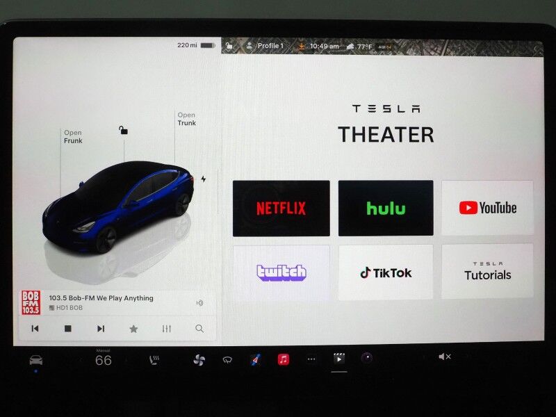 2023 Tesla Model 3 *AUTOPILOT, NAVIGATION, SAFETY ALERTS, ADAPTIVE CRUISE, SURROUND VIEW CAMERAS, PANORAMA GLASS ROOF, HEATED SEATS/STEERING WHEEL, BLUETOOTH, WIRELESS CHARGING Round Rock TX