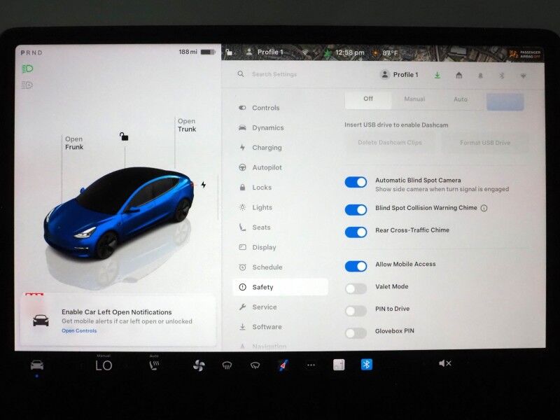2023 Tesla Model 3 *AUTOPILOT, NAVIGATION, SAFETY ALERTS, ADAPTIVE CRUISE, SURROUND VIEW CAMERAS, PANORAMA GLASS ROOF, HEATED SEATS/STEERING WHEEL, BLUETOOTH, WIRELESS CHARGING Round Rock TX