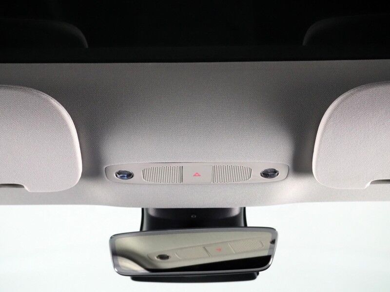 2023 Tesla Model 3 *AUTOPILOT, NAVIGATION, SAFETY ALERTS, ADAPTIVE CRUISE, SURROUND VIEW CAMERAS, PANORAMA GLASS ROOF, HEATED SEATS/STEERING WHEEL, BLUETOOTH, WIRELESS CHARGING Round Rock TX